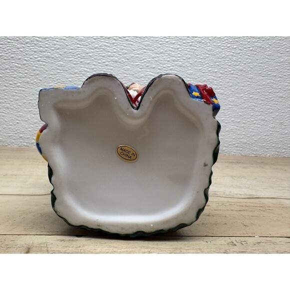 Traditions Hand Painted Porcelain Decorative Trinket Box Santa Claus - Picture 10 of 16